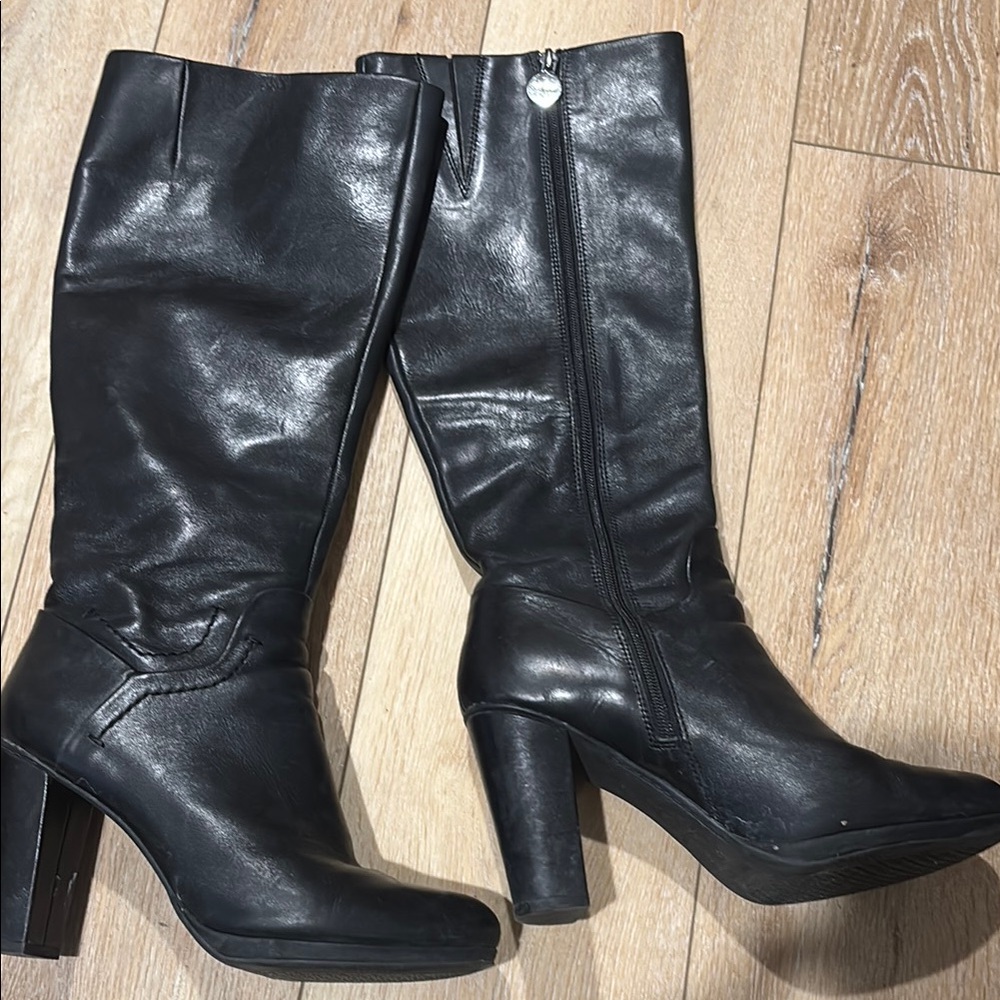 Geox Black Heeled Boots with Chunky Heel